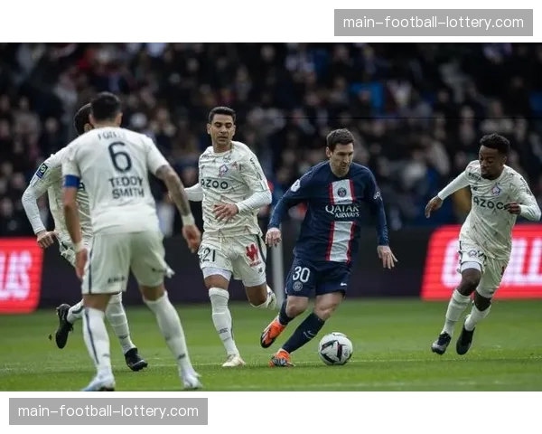 欧战归来：里尔公布联赛大名单，进行大面积轮换