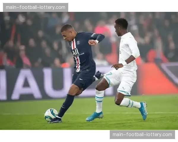 摩纳哥2-1逆转巴黎圣日耳曼，法甲冠军悬念保留至最后一轮