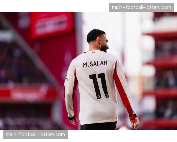 传闻：拜仁慕尼黑与利物浦就萨拉赫夏窗转会展开初步接触